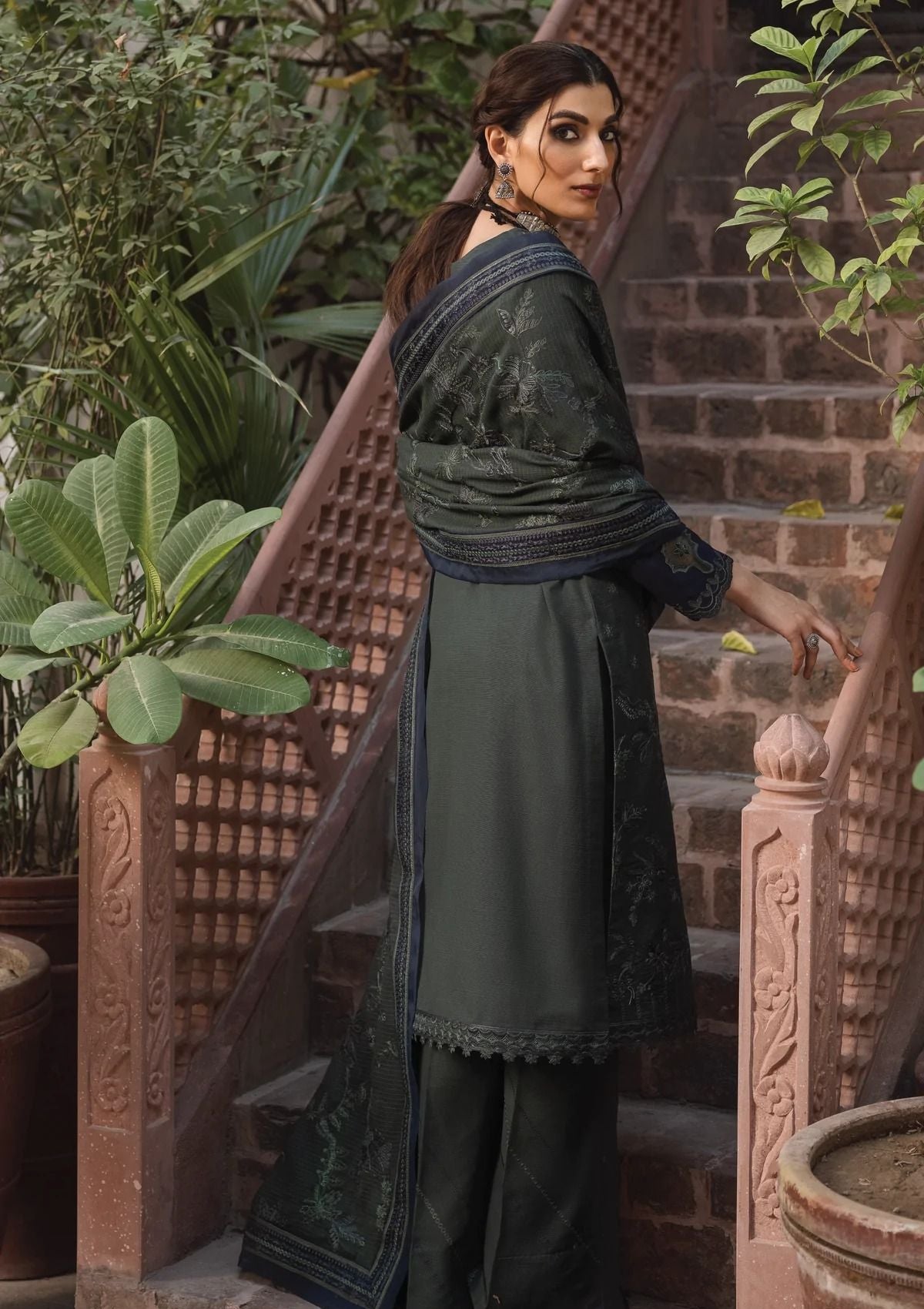 Winter Collection - Iznik - Riwayat - QURBAT - RC#4
