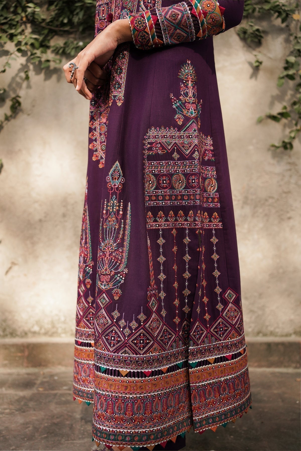 Winter Collection - Jazmin - Shahtoosh Luxury - D#01 (CHAASHNI)