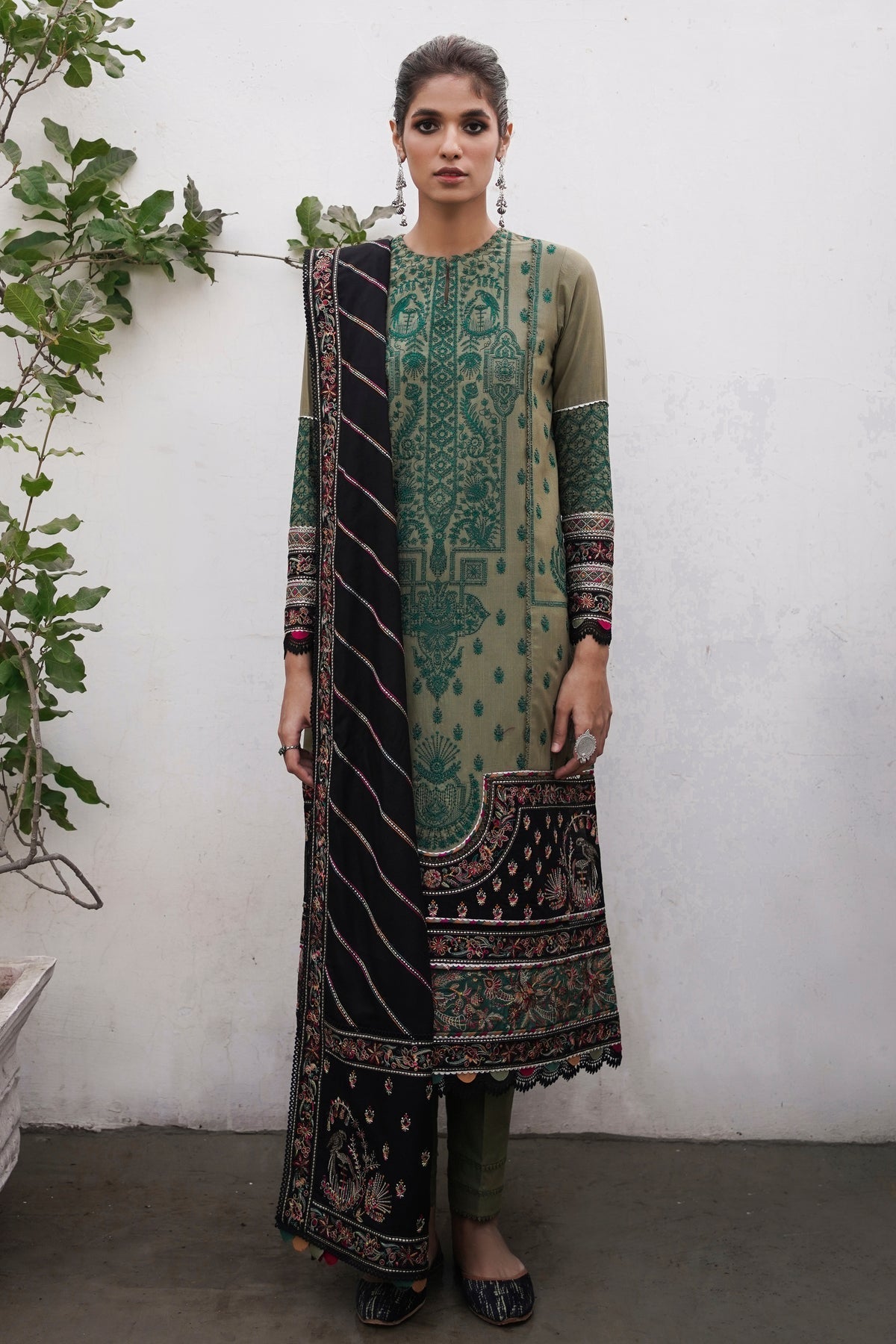 Winter Collection - Jazmin - Shahtoosh Luxury - D#12 (RAINA)