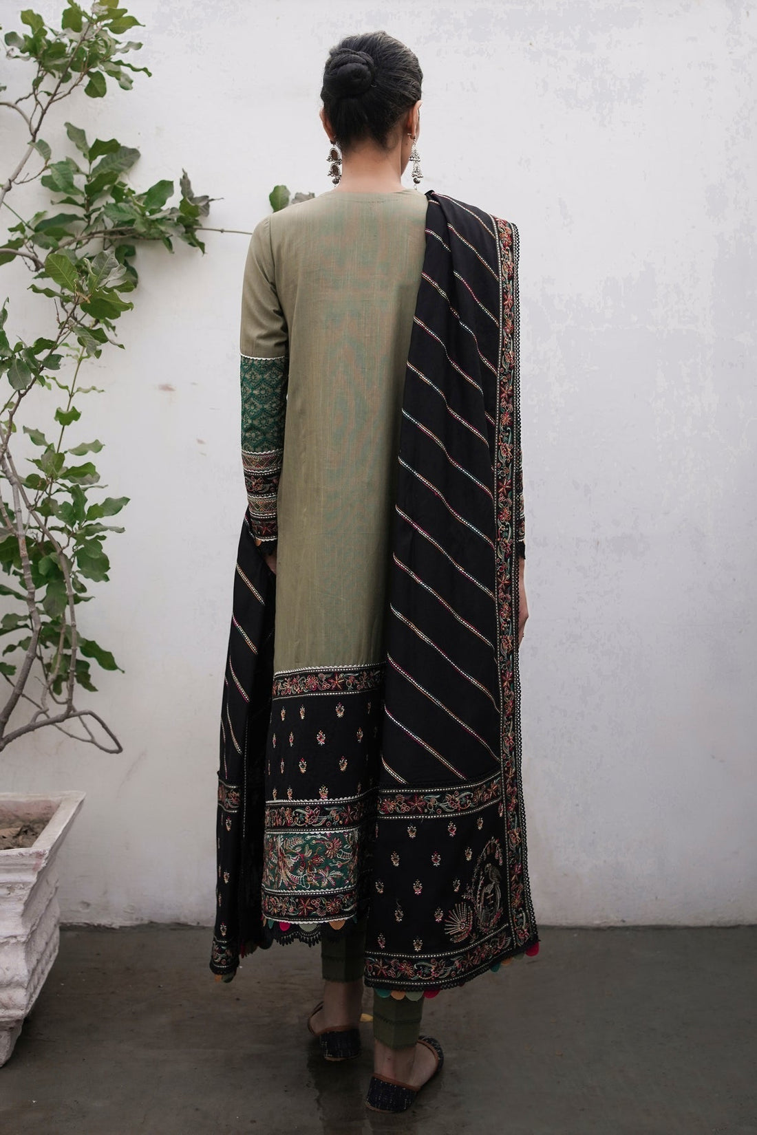 Winter Collection - Jazmin - Shahtoosh Luxury - D#12 (RAINA)
