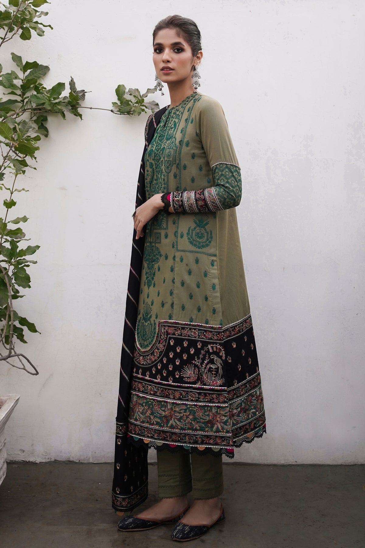 Winter Collection - Jazmin - Shahtoosh Luxury - D#12 (RAINA)