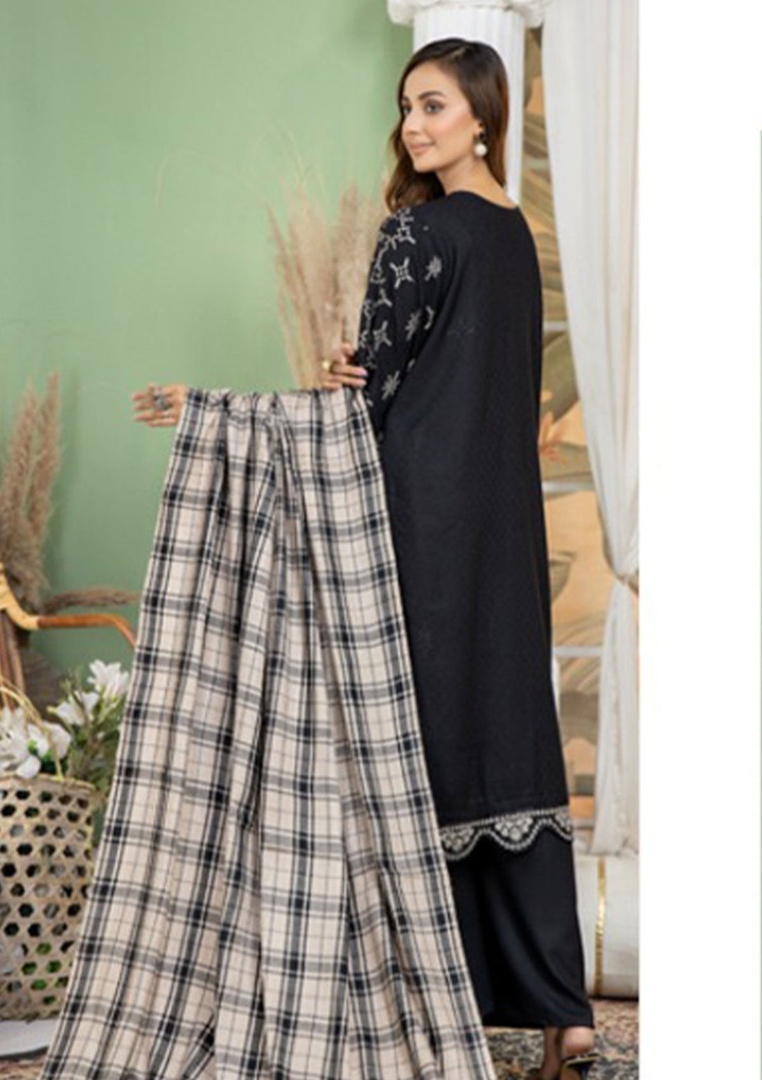 Winter Collection - Marjjan - MDS#32- BLACK