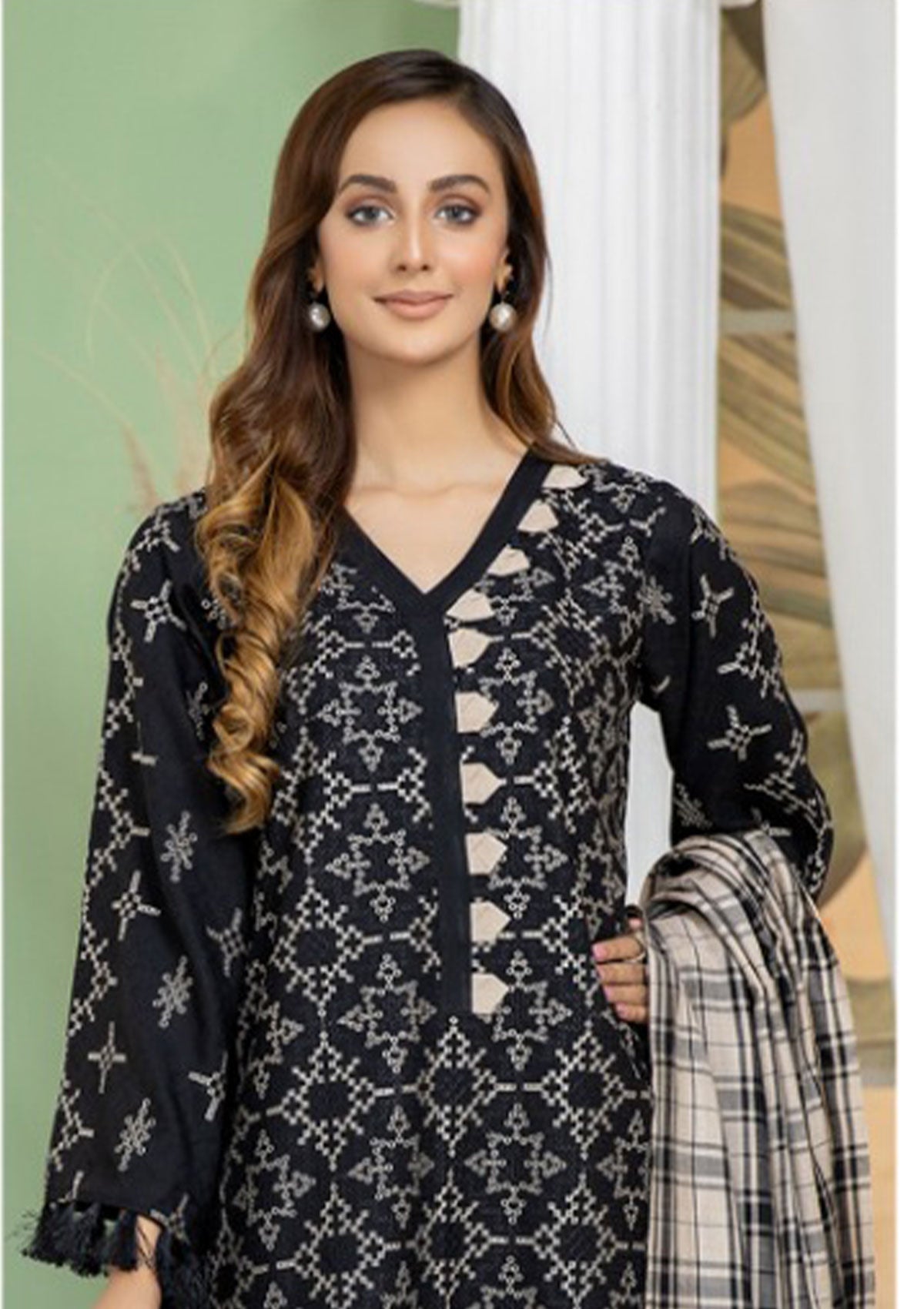 Winter Collection - Marjjan - MDS#32- BLACK