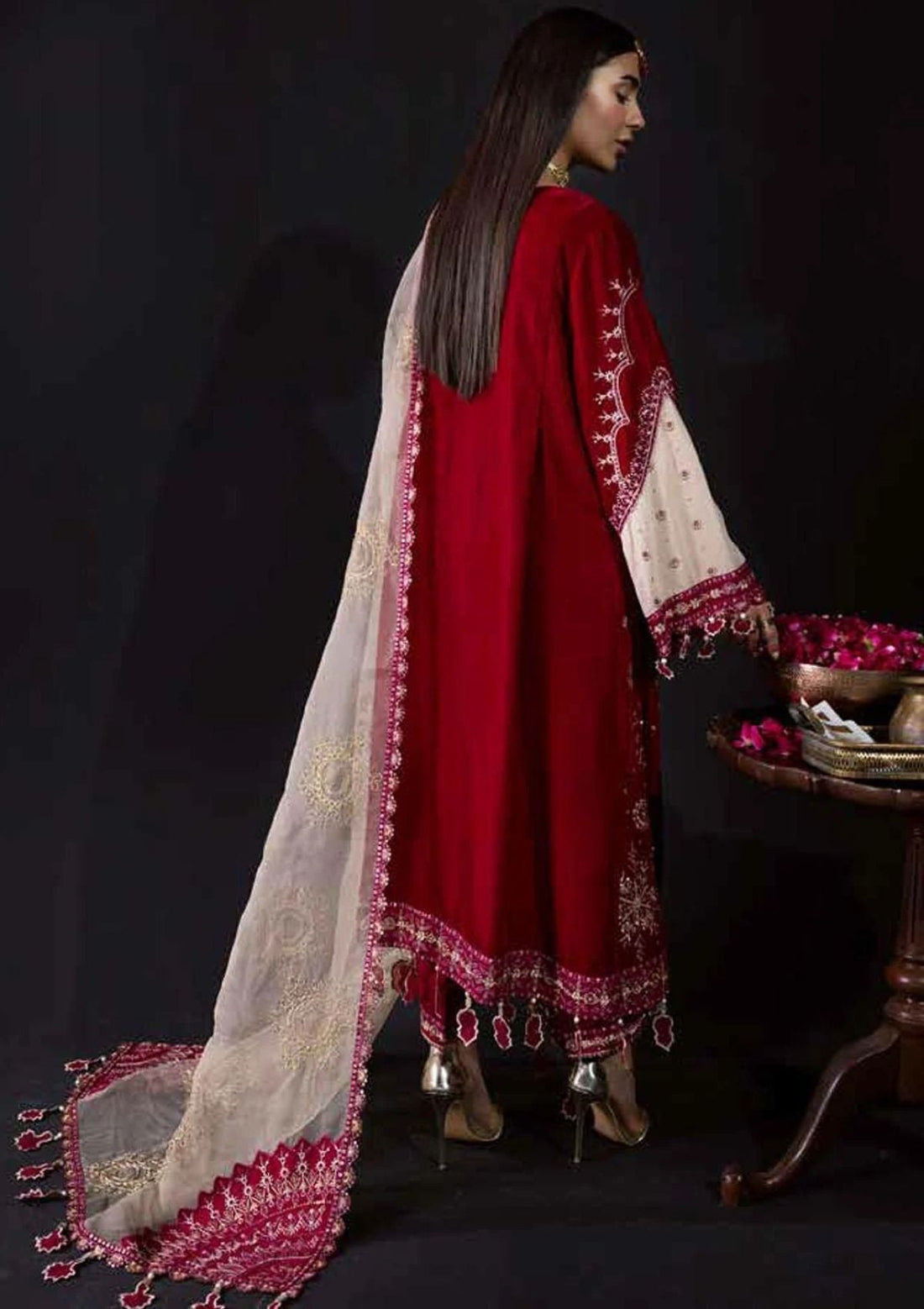 Winter Collection - Nureh - Maya - Velvet - NV#15