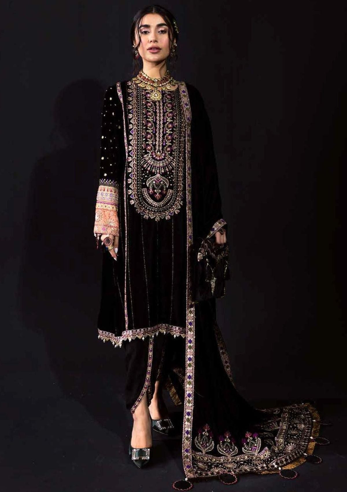 Winter Collection - Nureh - Maya - Velvet - NV#17