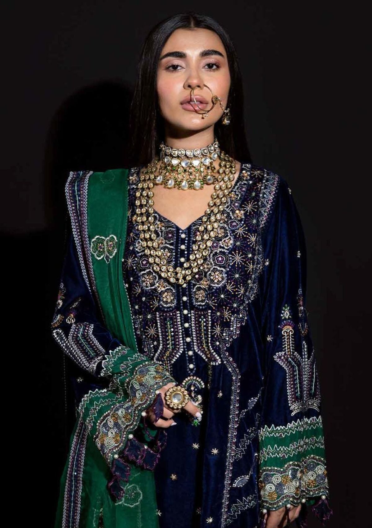 Winter Collection - Nureh - Maya - Velvet - NV#18