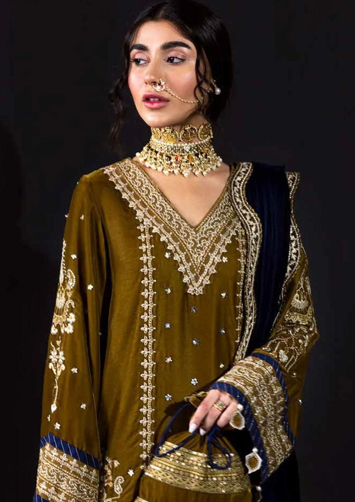 Winter Collection - Nureh - Maya - Velvet - NV#19