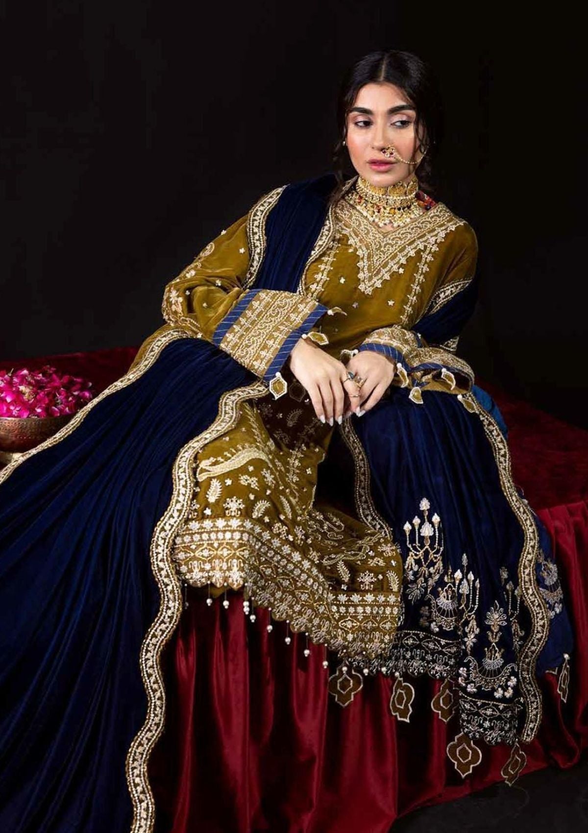 Winter Collection - Nureh - Maya - Velvet - NV#19