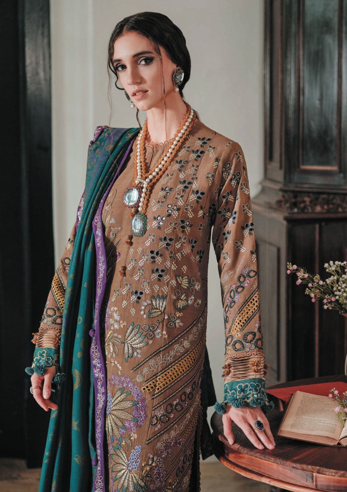 Winter Collection - Republic  - Danayah - DU#06 (Gira)