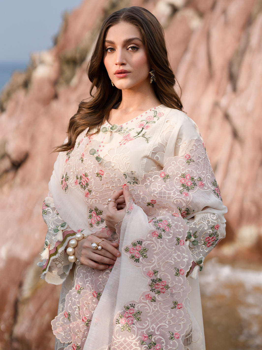 Mahnur | Sirena Luxury Lawn 25 | Wisteria - Official Mahnur stockist in UK - Sakeena London