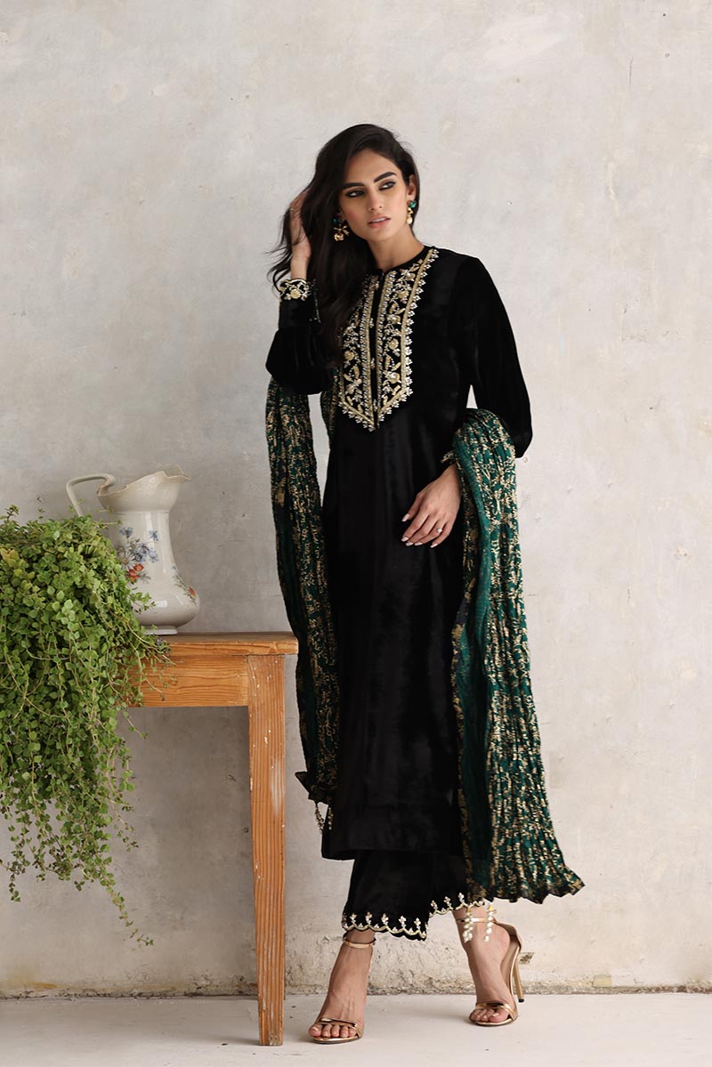 Sana Abbas | Velvet Formals | ZAAI - Official Sana Abbas stockist in UK - Sakeena London