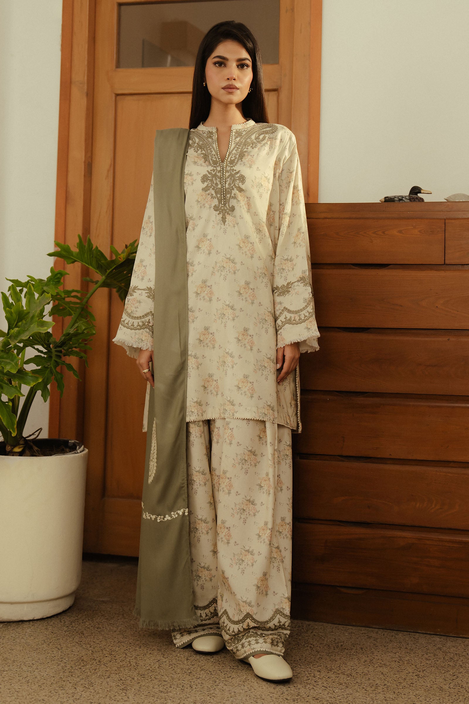 Zara Shahjahan | Pret Wear | ZC-2138 - Official Zara Shahjahan stockist in UK - Sakeena London
