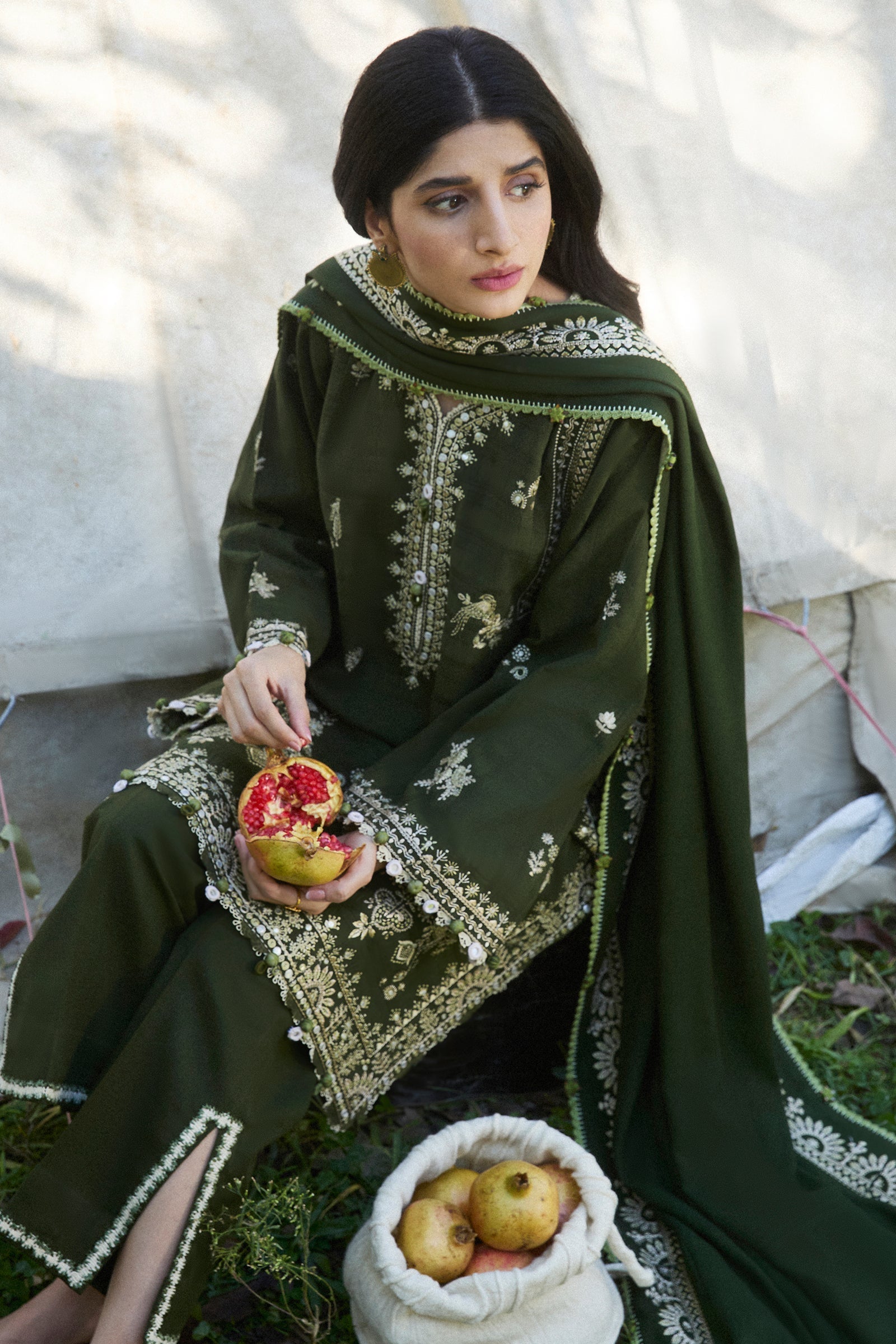 Zaha | Winter 2024 | SABAAZ (ZW24-01) - Official Zaha stockist in UK - Sakeena London