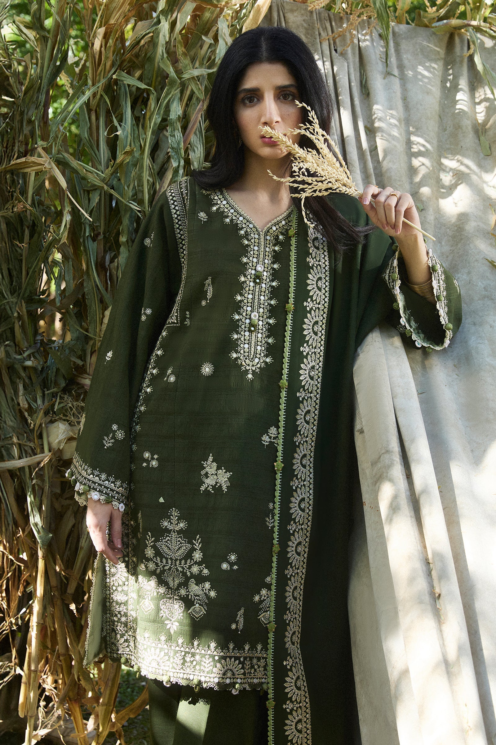 Zaha | Winter 2024 | SABAAZ (ZW24-01) - Official Zaha stockist in UK - Sakeena London