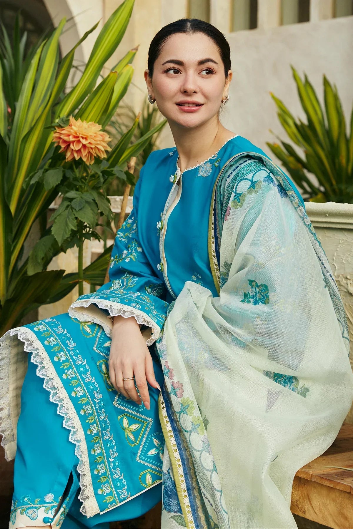 Zara Shahjahan | Coco Lawn 24 | ZOYA-8B - Official Zara Shahjahan stockist in UK - Sakeena London