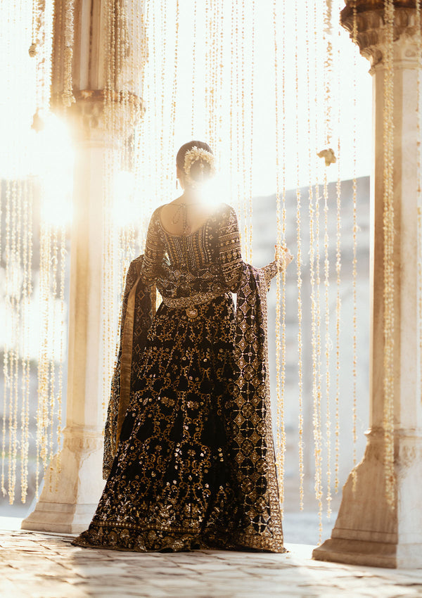 Aik Atelier | Dastoor Velvet 24 | DASTOOR - LOOK 01 - Official Aik Atelier stockist in UK - Sakeena London