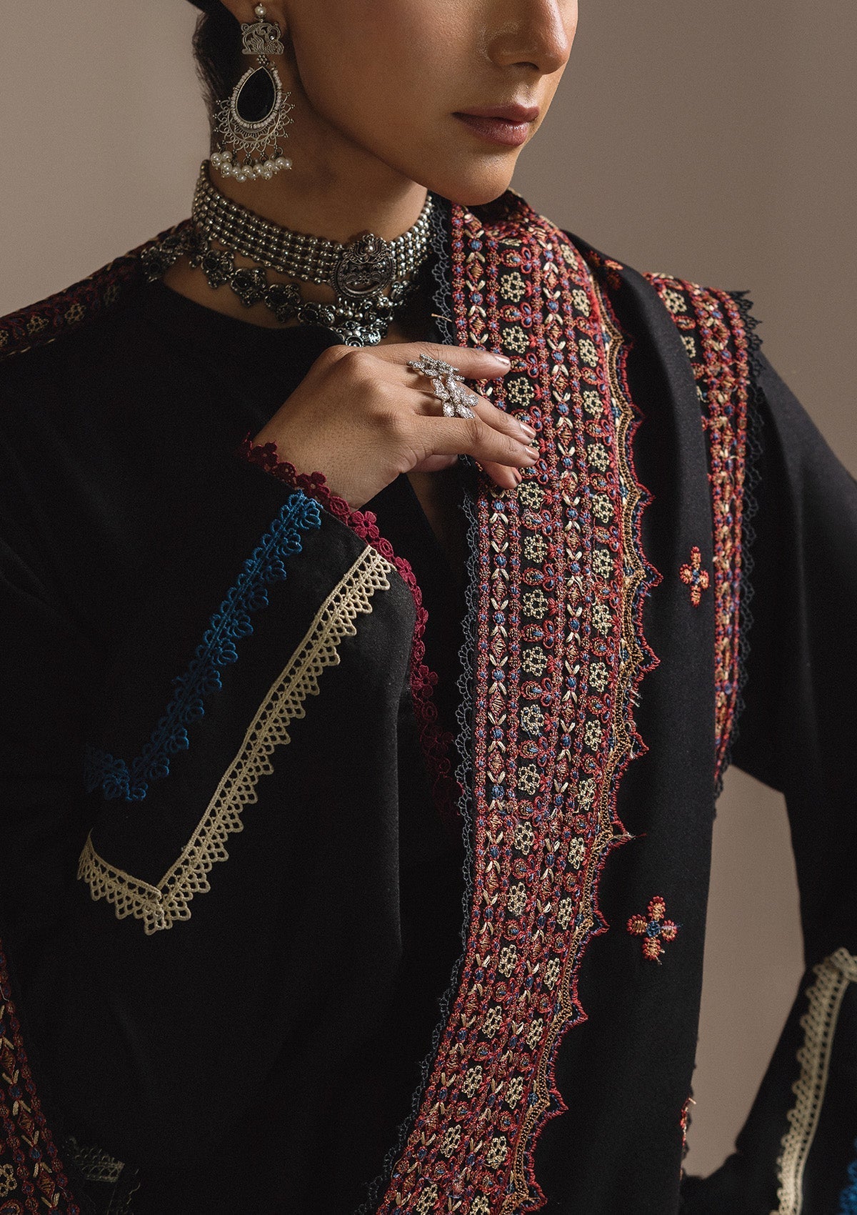 Aik Atelier | Aik Roz Karandi 25 | LOOK 02 - Official Aik Atelier stockist in UK - Sakeena London