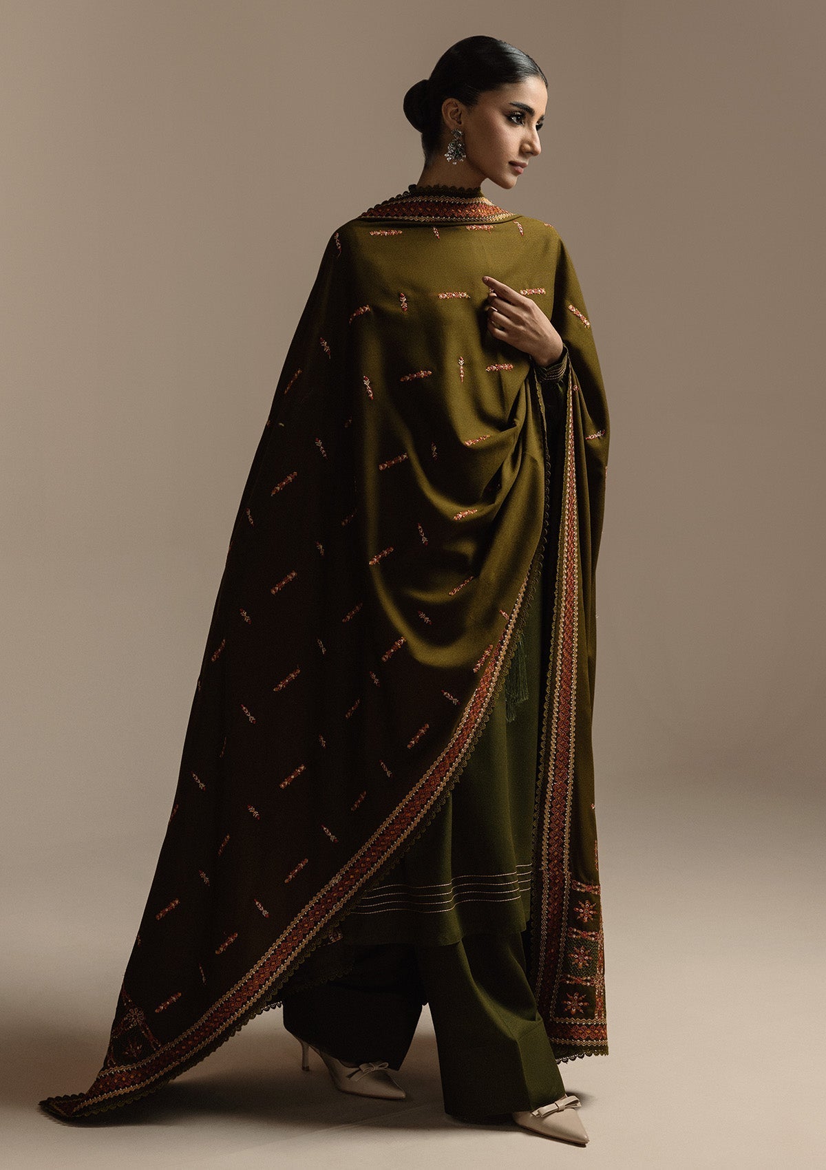 Aik Atelier | Aik Roz Karandi 25 | LOOK 05 - Official Aik Atelier stockist in UK - Sakeena London