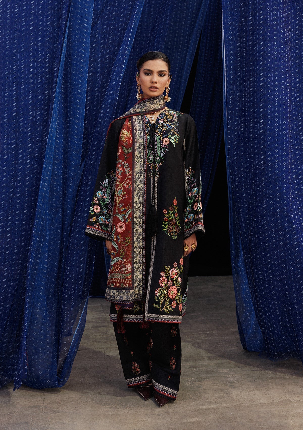 Aik Atelier | Roz Khaddar | AIK ROZ '25 D2 - LOOK 01 - Official Aik Atelier stockist in UK - Sakeena London