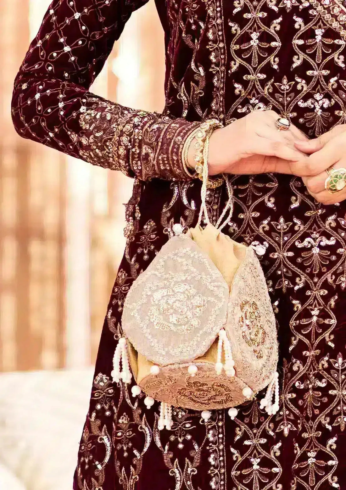 AIK SILVER TISSUE POTLI - Official Sakeena London Ltd. stockist in UK - Sakeena London