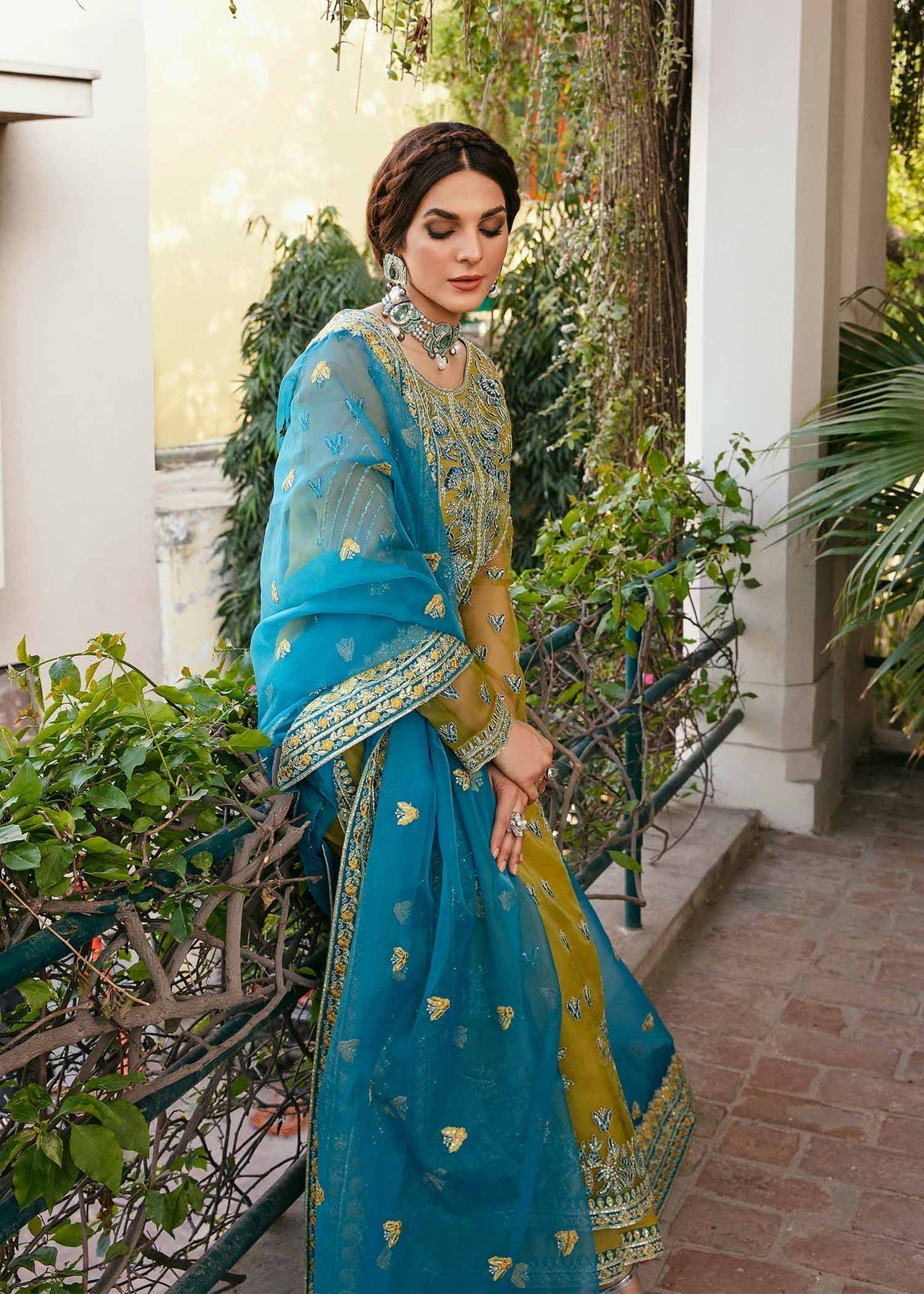 Akbar Aslam | Wedding Formals | DAVINA - Official Akbar Aslam stockist in UK - Sakeena London
