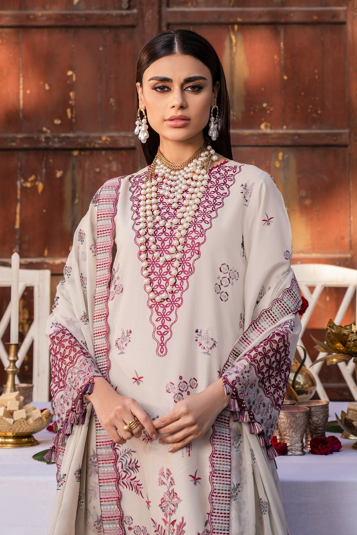 Alizeh | Rawayat Luxury Lawn 24 | Hayat - Official Alizeh stockist in UK - Sakeena London