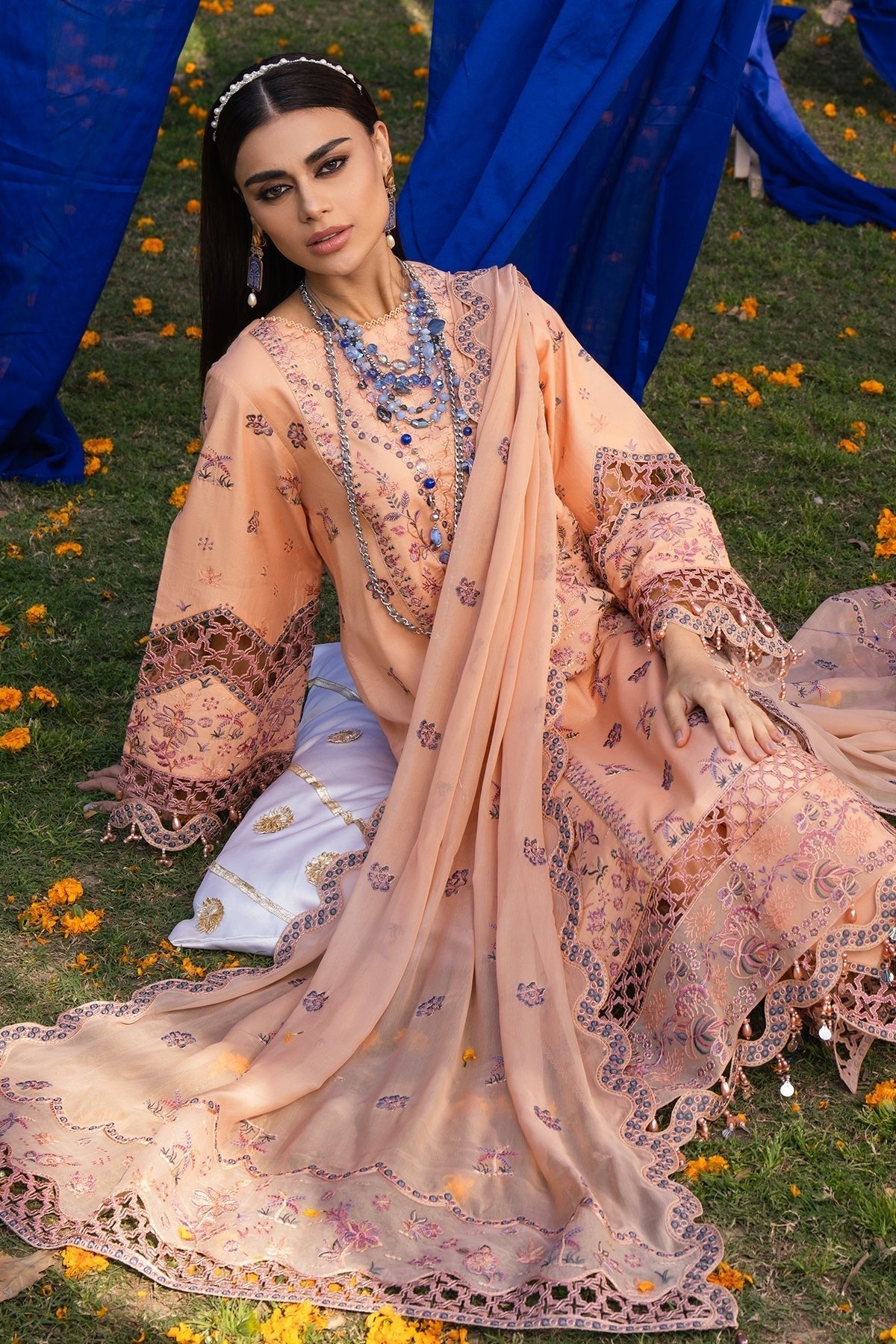 Alizeh | Rawayat Luxury Lawn 24 | Nazmin - Official Alizeh stockist in UK - Sakeena London