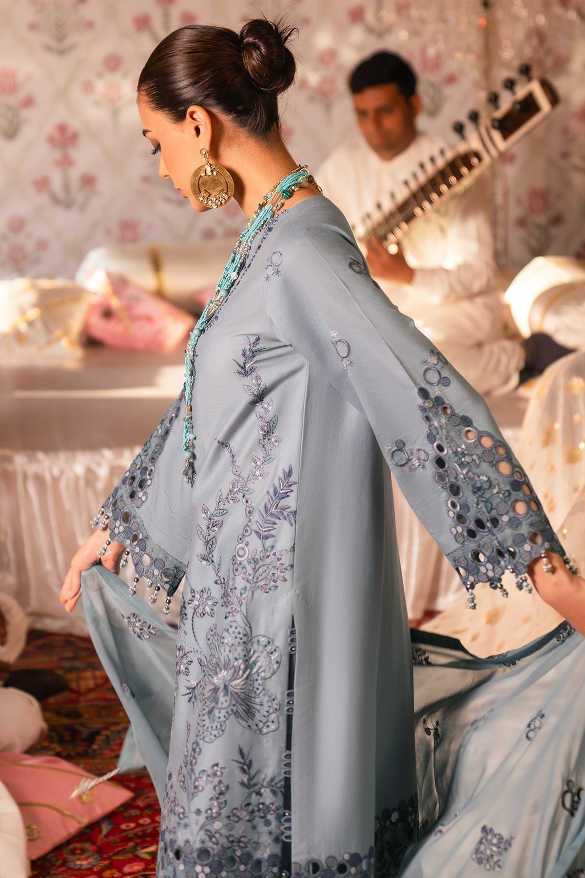 Alizeh | Rawayat Luxury Lawn 24 | Sahiba - Official Alizeh stockist in UK - Sakeena London