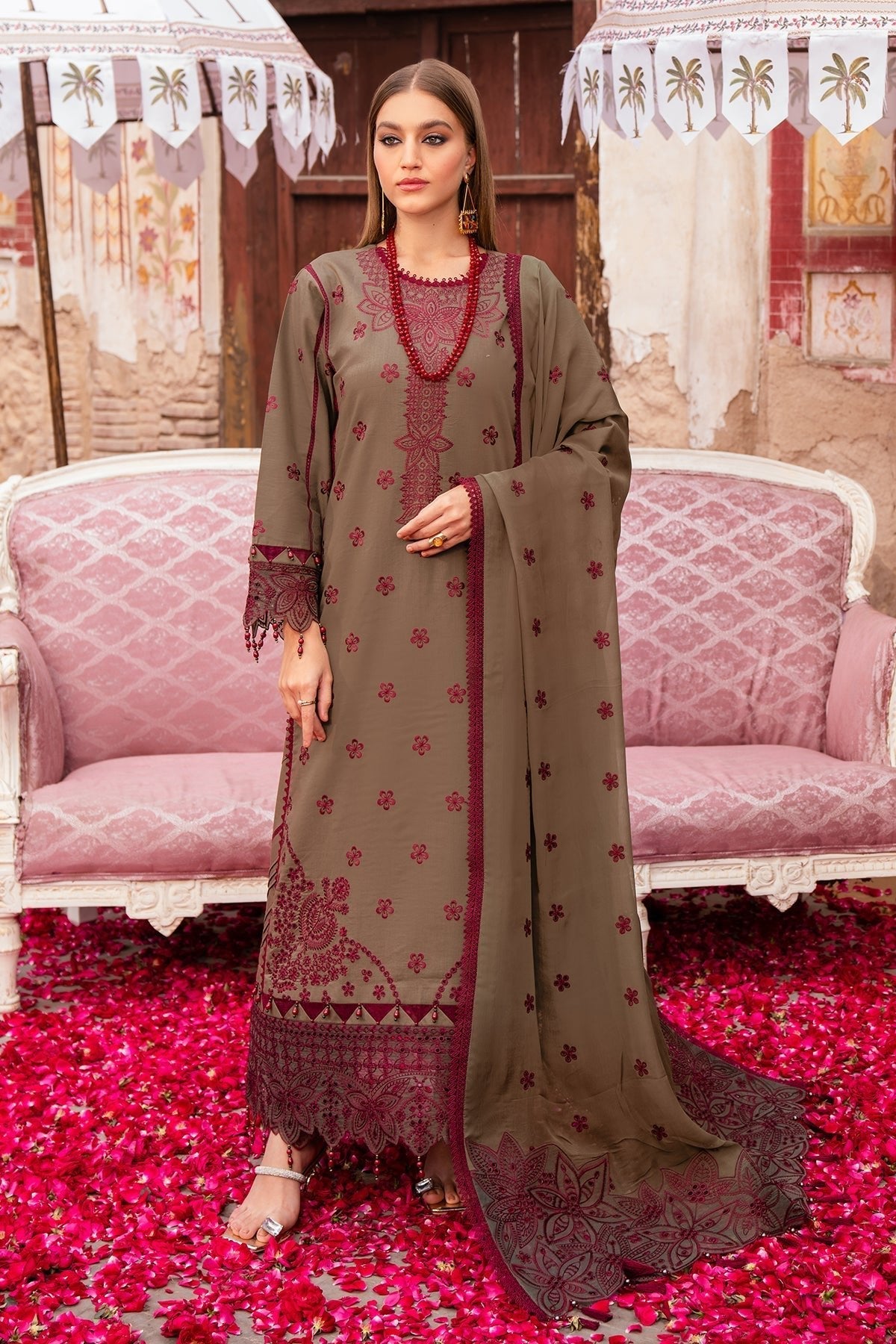Alizeh | Rawayat Luxury Lawn 24 | Zeenat - Official Alizeh stockist in UK - Sakeena London
