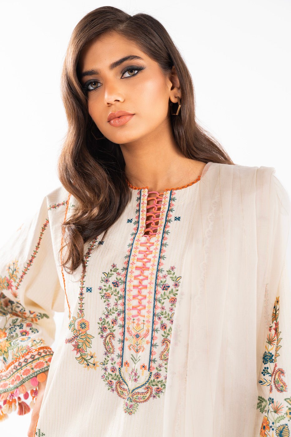 Alkaram | Luxury Lawn 24 | EC-03-24 - Official Alkaram stockist in UK - Sakeena London