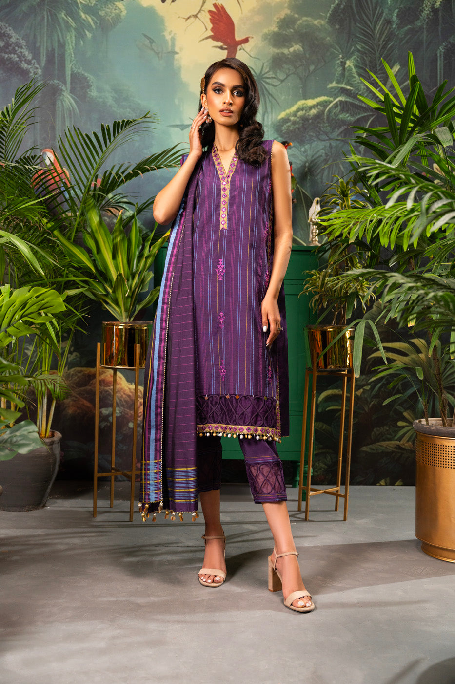 Alkaram | Luxury Lawn 24 | EC-18-24 - Official Alkaram stockist in UK - Sakeena London