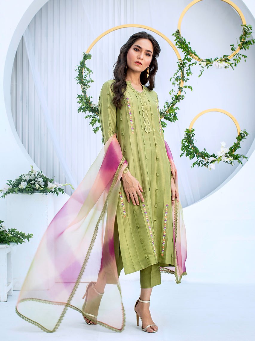 Anam Akhlaq | Festive Collection | D-04 - Official Anam Akhlaq stockist in UK - Sakeena London