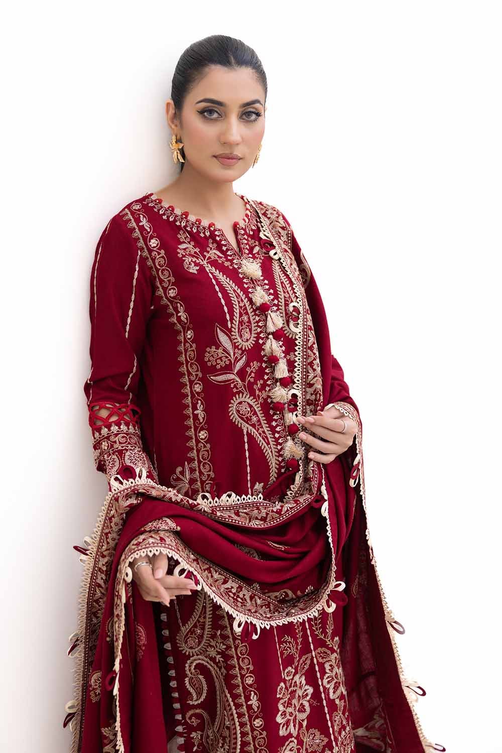 Gul Ahmed | Winter Collection 24 | Acrylic Dupatta AP-42009 - Official Gul Ahmed stockist in UK - Sakeena London