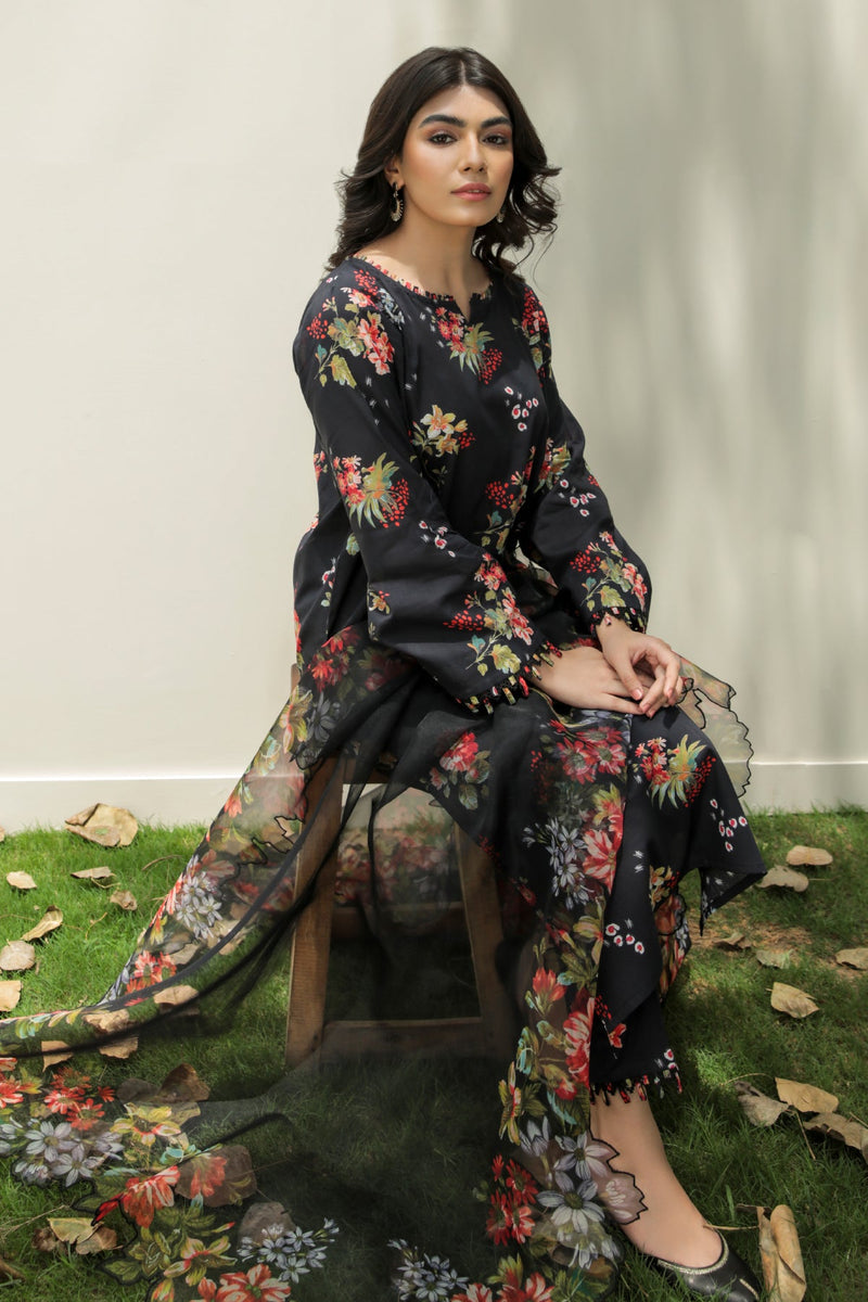 Baroque | Lawn Collection 24 | UF-208 - Official Baroque stockist in UK - Sakeena London