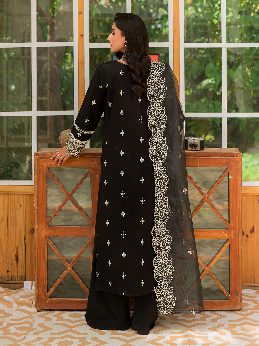 Mahnur | Bella Lawn 24 | BL - 10 - Official Mahnur stockist in UK - Sakeena London
