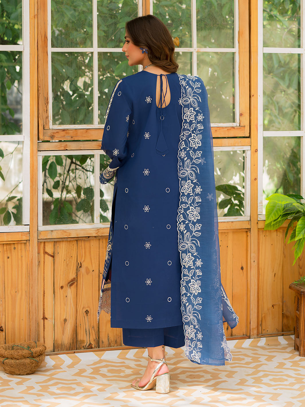Mahnur | Bella Lawn 24 | BL - 02 - Official Mahnur stockist in UK - Sakeena London
