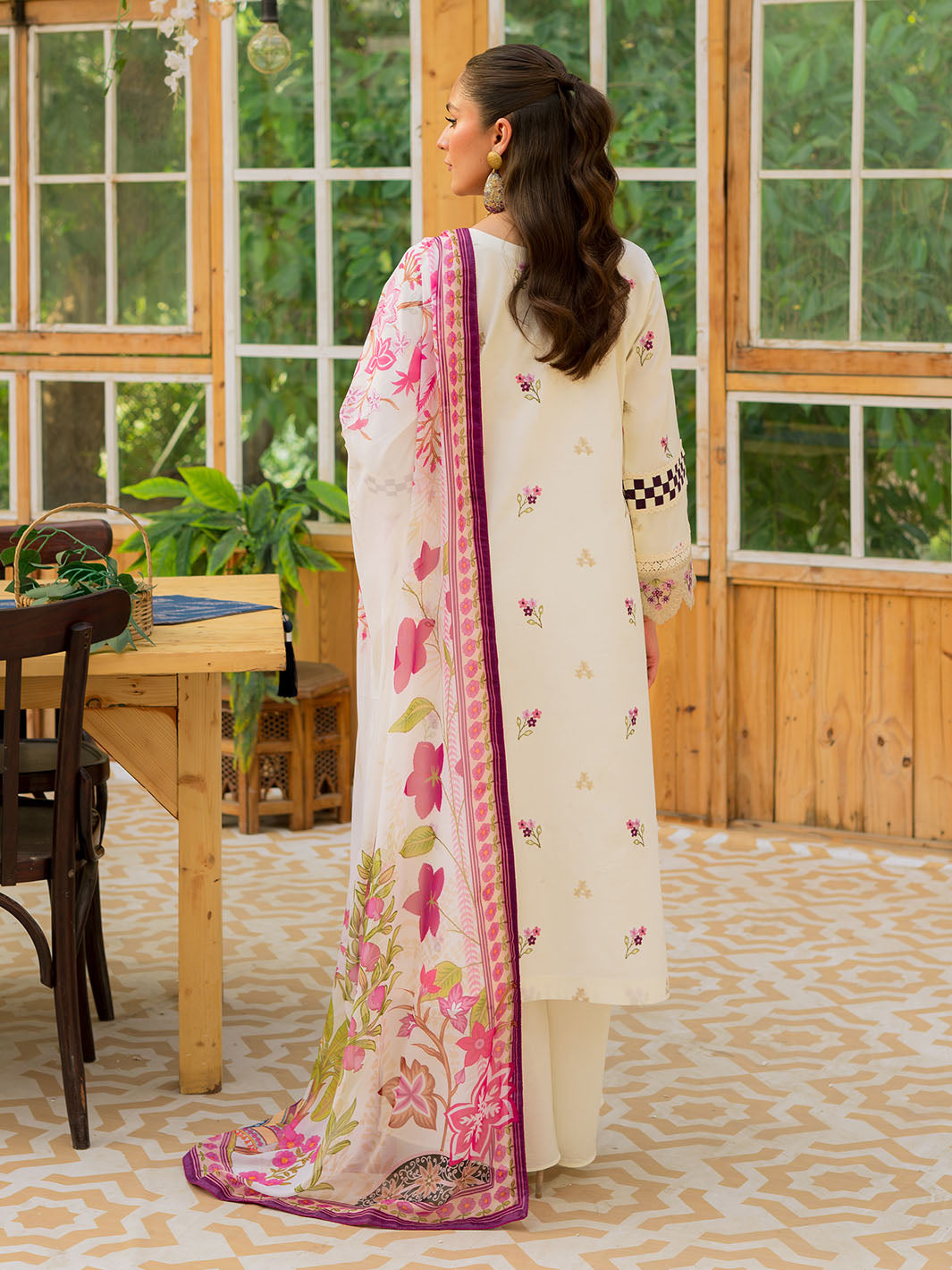 Mahnur | Bella Lawn 24 | BL - 04 - Official Mahnur stockist in UK - Sakeena London