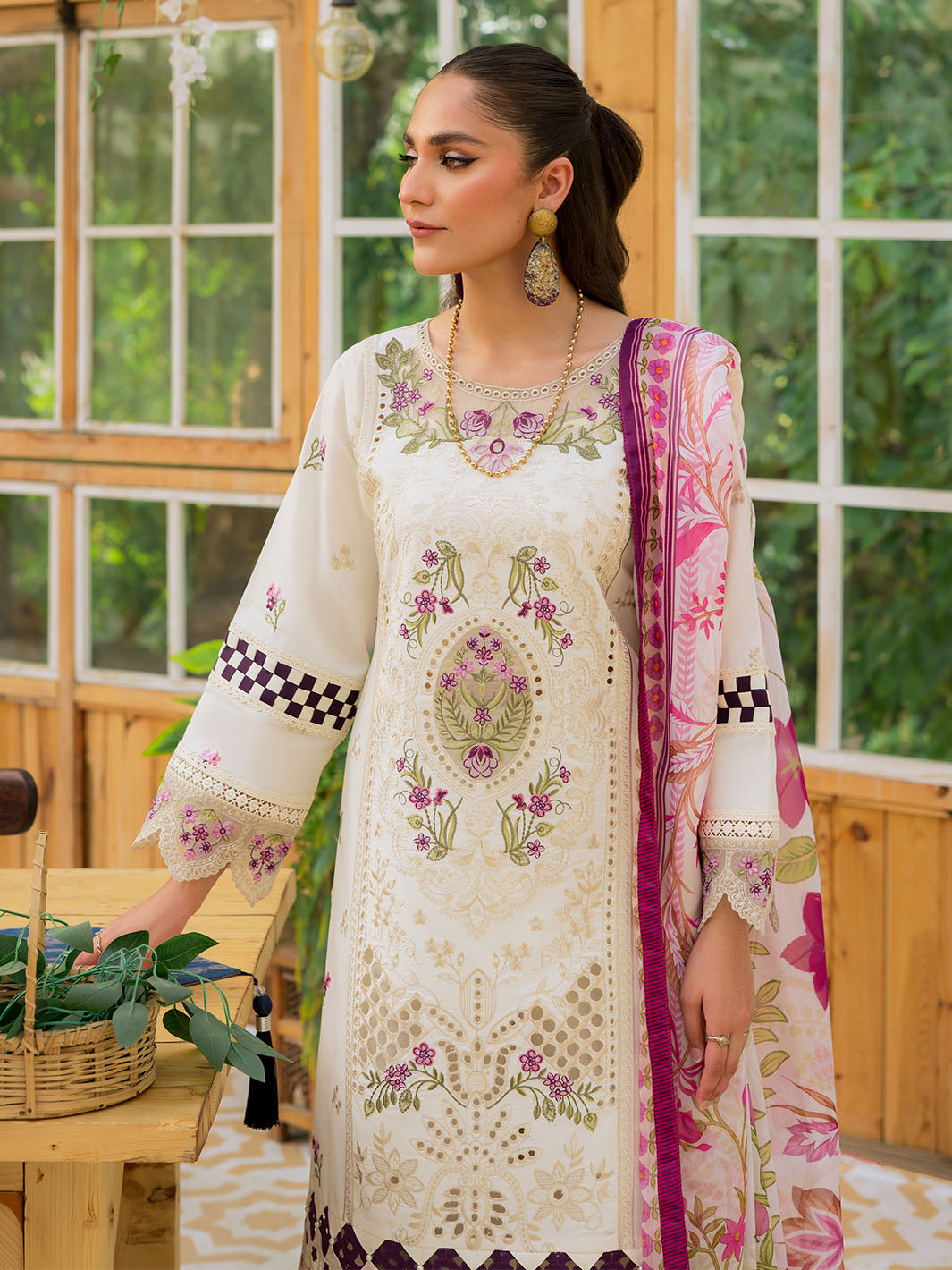 Mahnur | Bella Lawn 24 | BL - 04 - Official Mahnur stockist in UK - Sakeena London