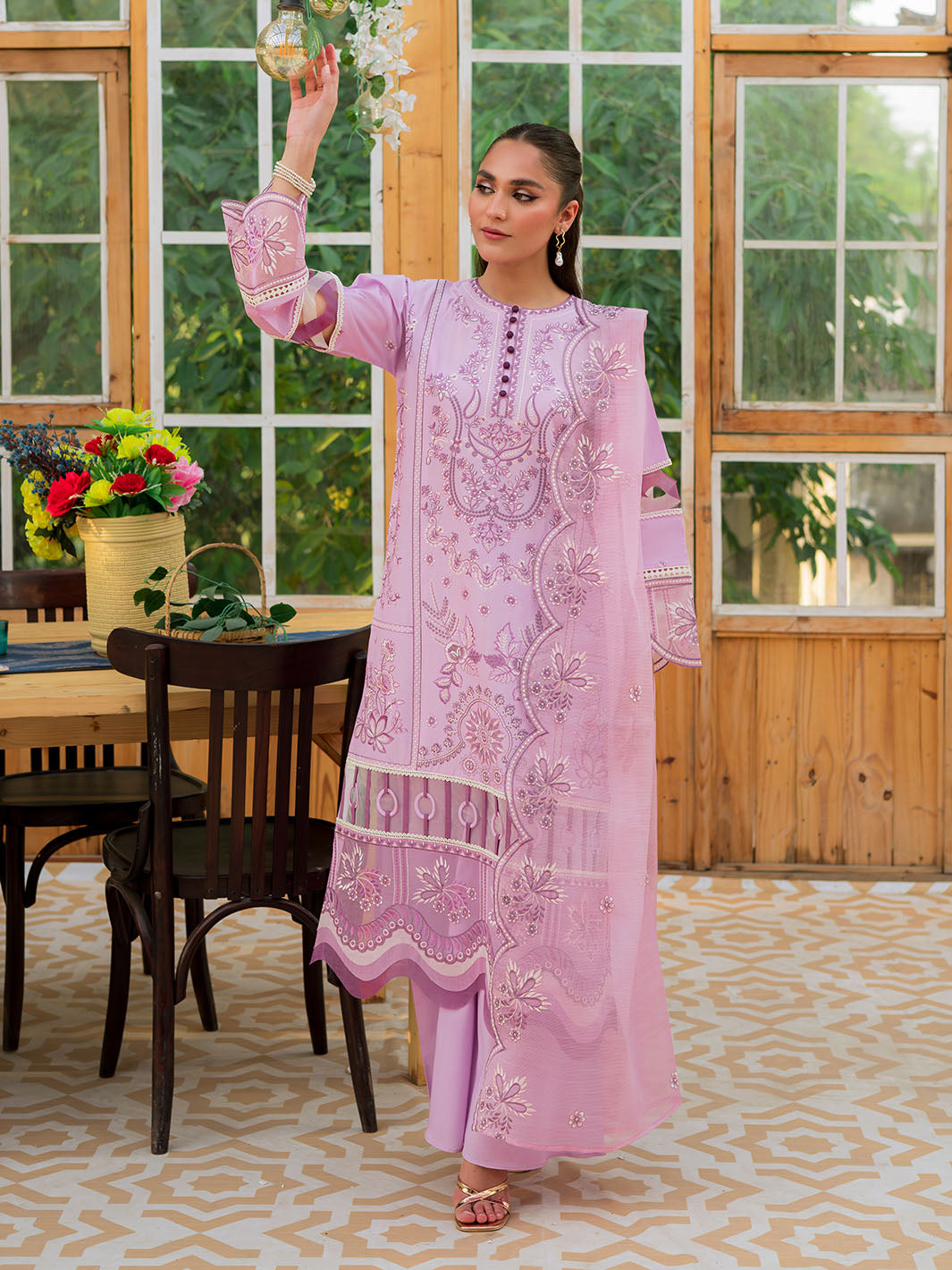 Mahnur | Bella Lawn 24 | BL - 05 - Official Mahnur stockist in UK - Sakeena London