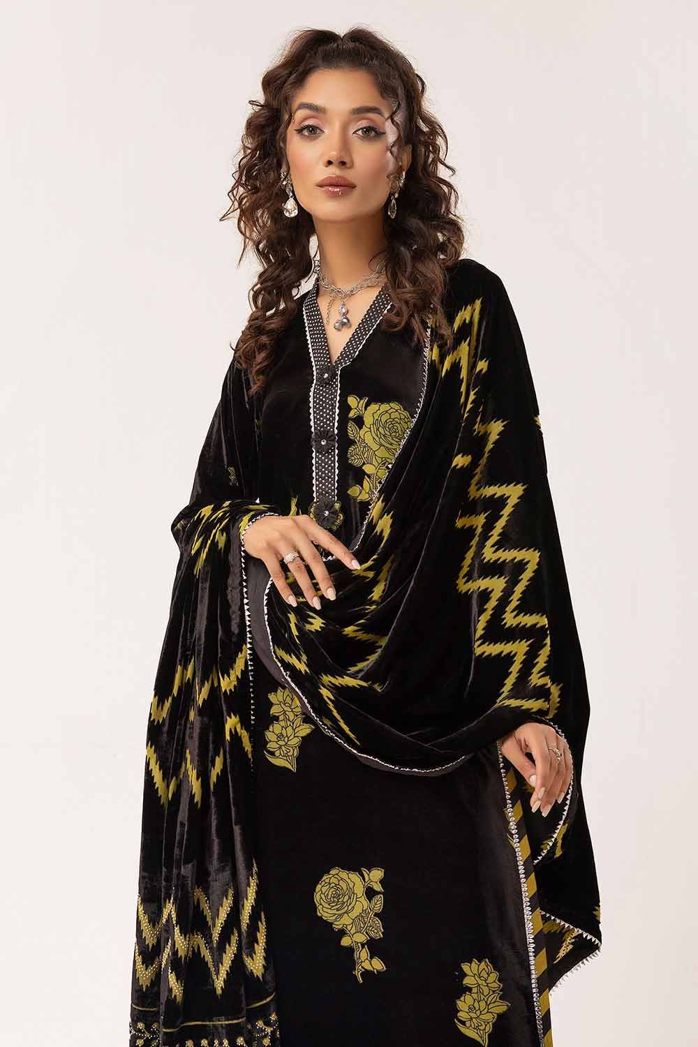 Gul Ahmed | Winter Collection 24 | Diamanties Burnout Velvet Dupatta BVL-42001 - Official Gul Ahmed stockist in UK - Sakeena London