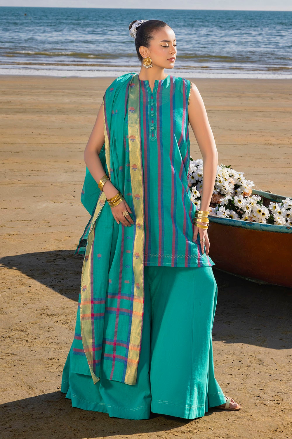 Gul Ahmed | Taara 25 | MJ-42034 - Official Sakeena London stockist in UK - Sakeena London