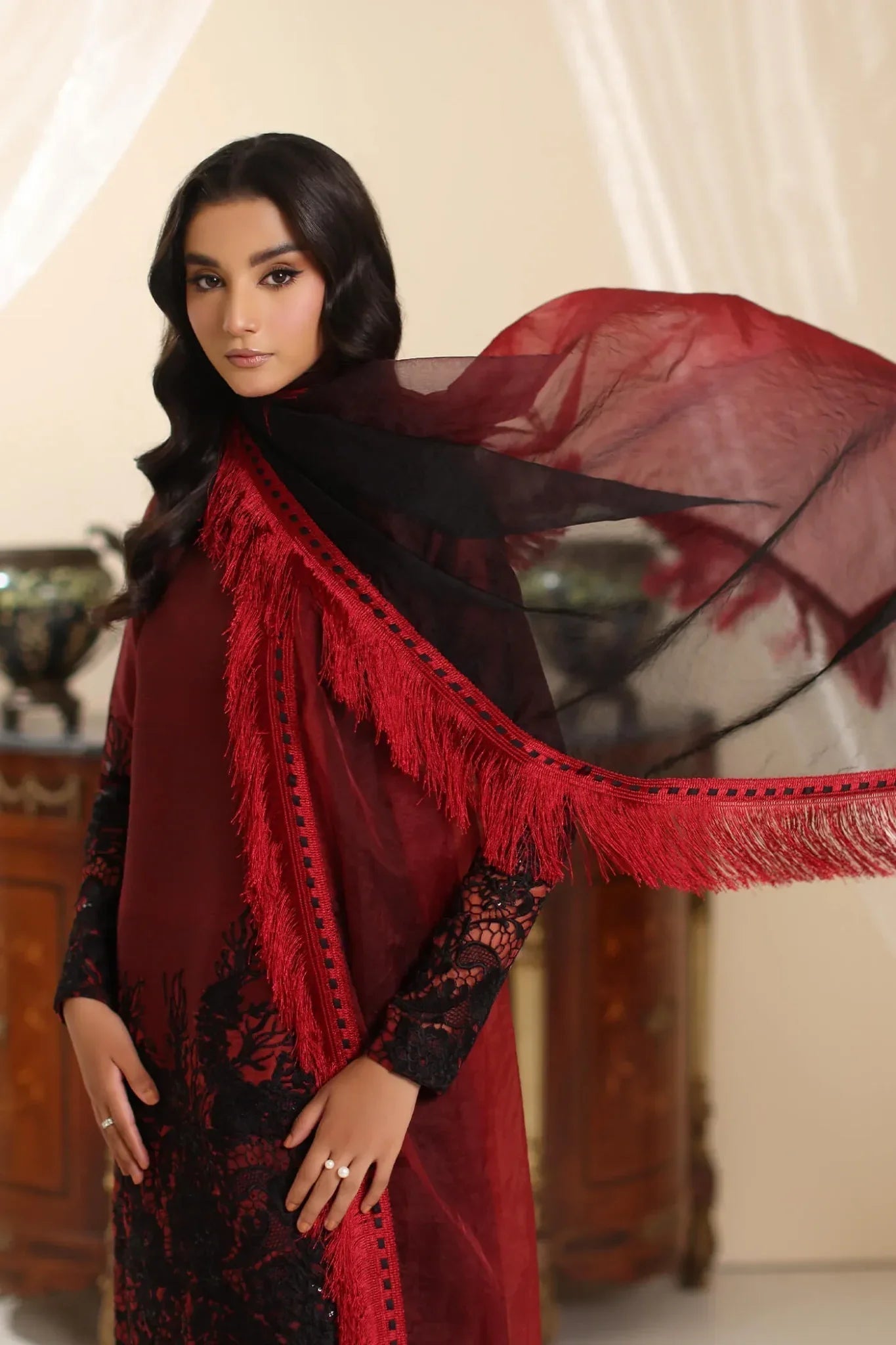 Musferah Saad | Amor A La Vida | Dark Rose