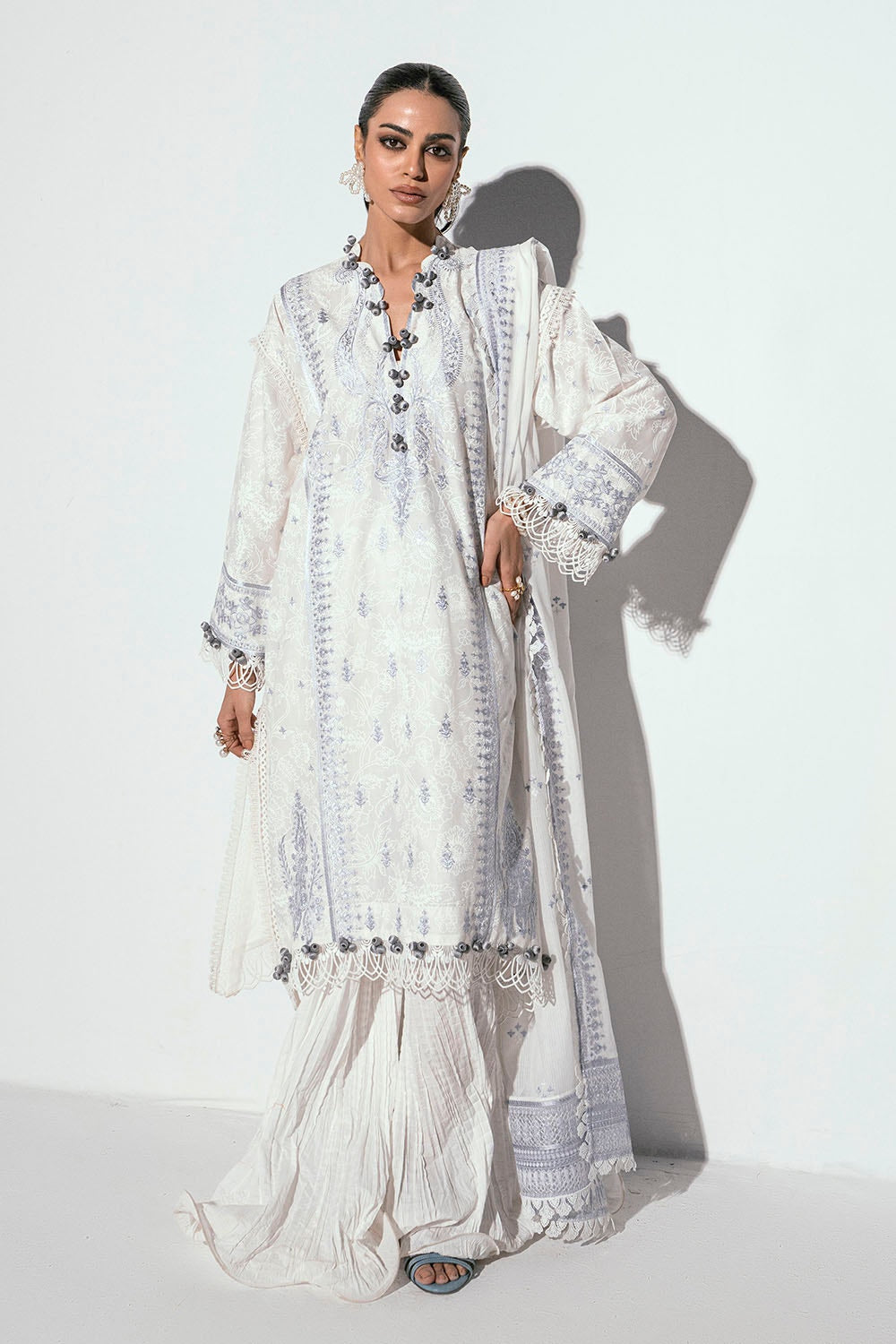 Gul Ahmed | Gul Nilofer 25 | DN-42050 - Official Gul Ahmed stockist in UK - Sakeena London