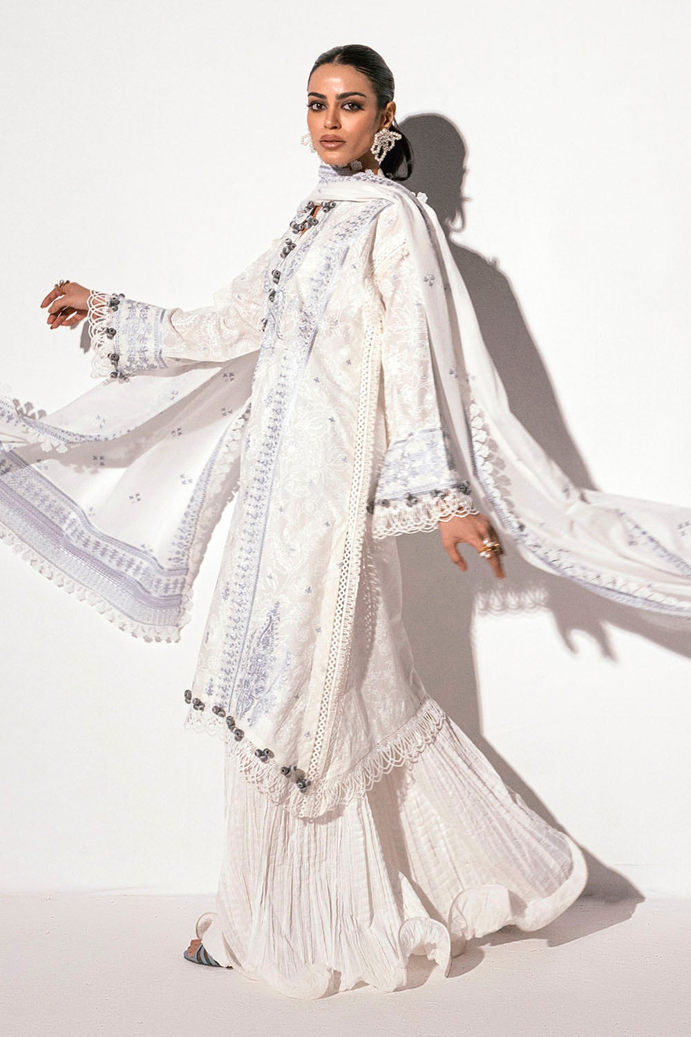 Gul Ahmed | Gul Nilofer 25 | DN-42050 - Official Gul Ahmed stockist in UK - Sakeena London
