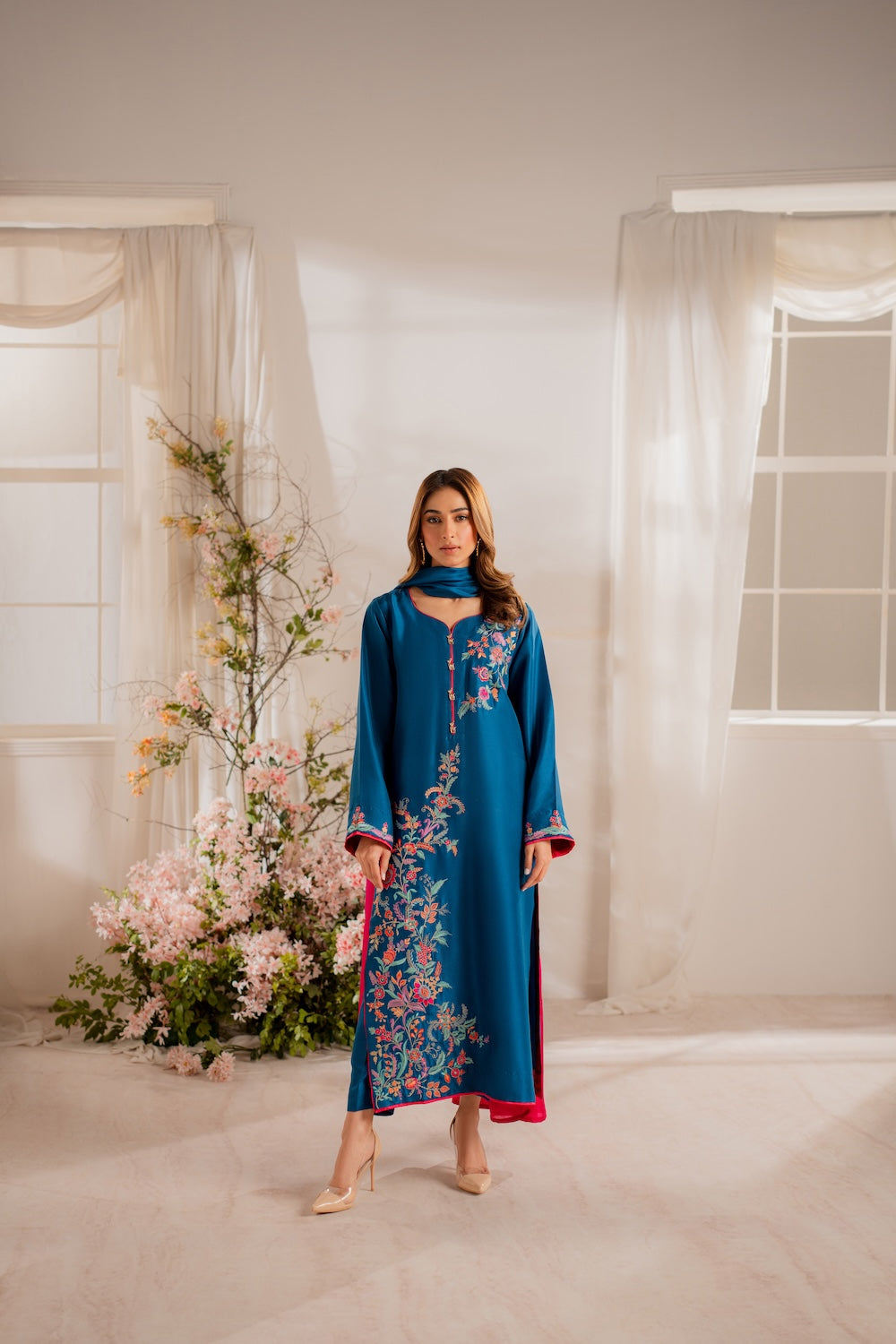 Vintage | Sohani Luxe | Tabeer - Official Vintage stockist in UK - Sakeena London