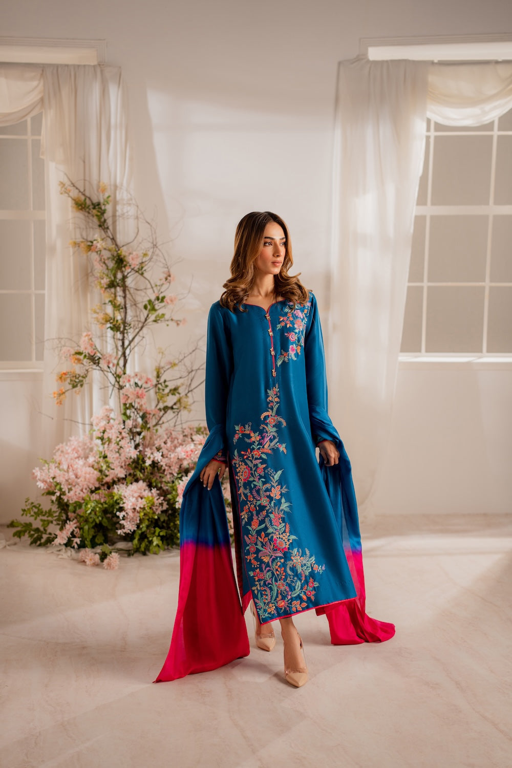 Vintage | Sohani Luxe | Tabeer - Official Vintage stockist in UK - Sakeena London