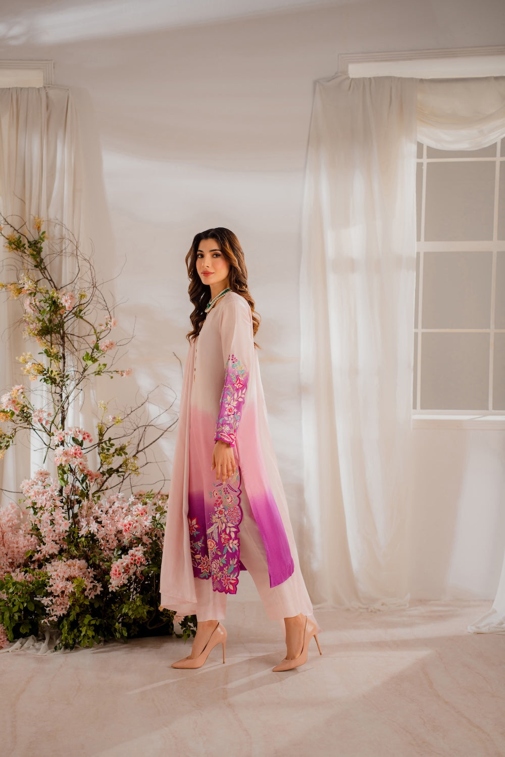 Vintage | Sohani Luxe | Dua - Official Vintage stockist in UK - Sakeena London