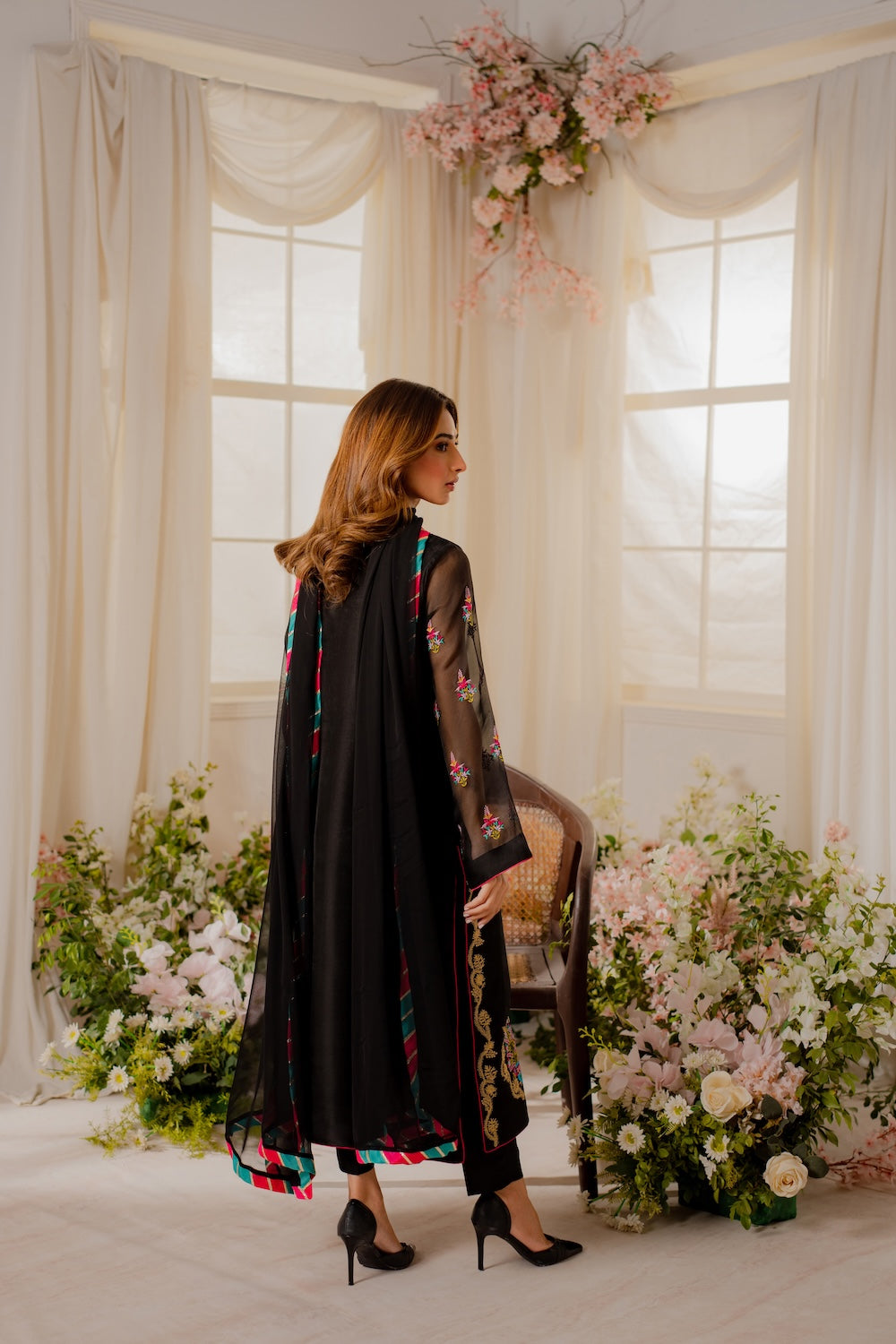 Vintage | Sohani Luxe | Apsara - Official Vintage stockist in UK - Sakeena London