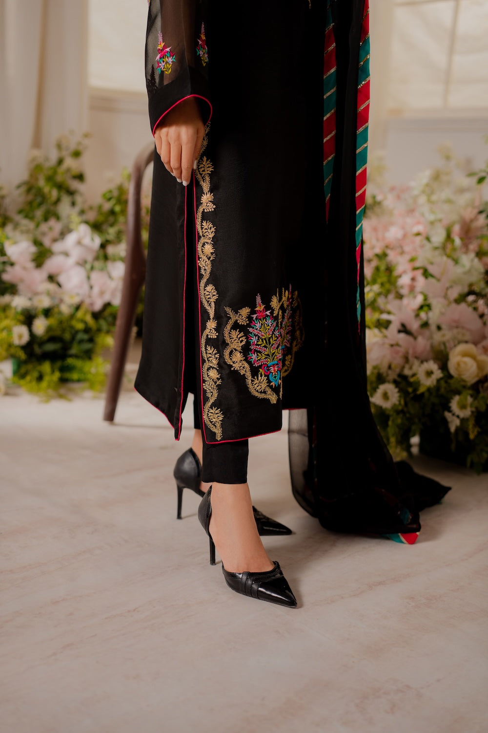 Vintage | Sohani Luxe | Apsara - Official Vintage stockist in UK - Sakeena London