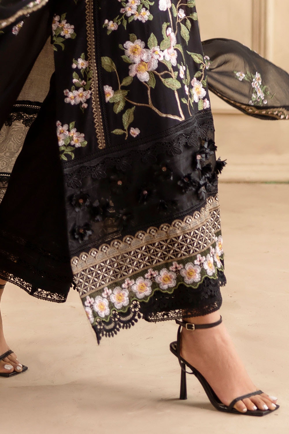 Gul Ahmed | Festive Eid 25 | LSV-52008 - Official Gul Ahmed stockist in UK - Sakeena London